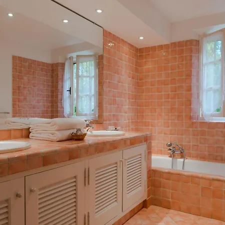 Saint-vincent 3* Сен-Тропе