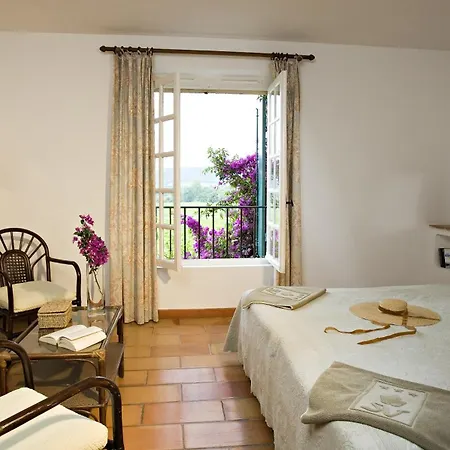 Saint-vincent Отель Сен-Тропе